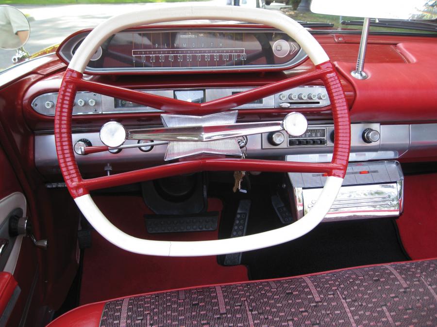  Plymouth Fury Convertible 1960 года  (фото 26 из 51)